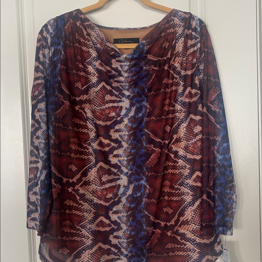 NWT Calessa Women’s Blouse. Sand Multprint Mesh Overlay. Size Large